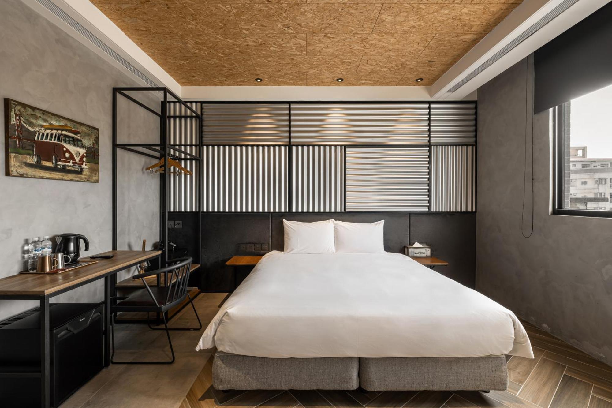 Hotel Leisure 台南行旅-巷弄潮旅 Экстерьер фото