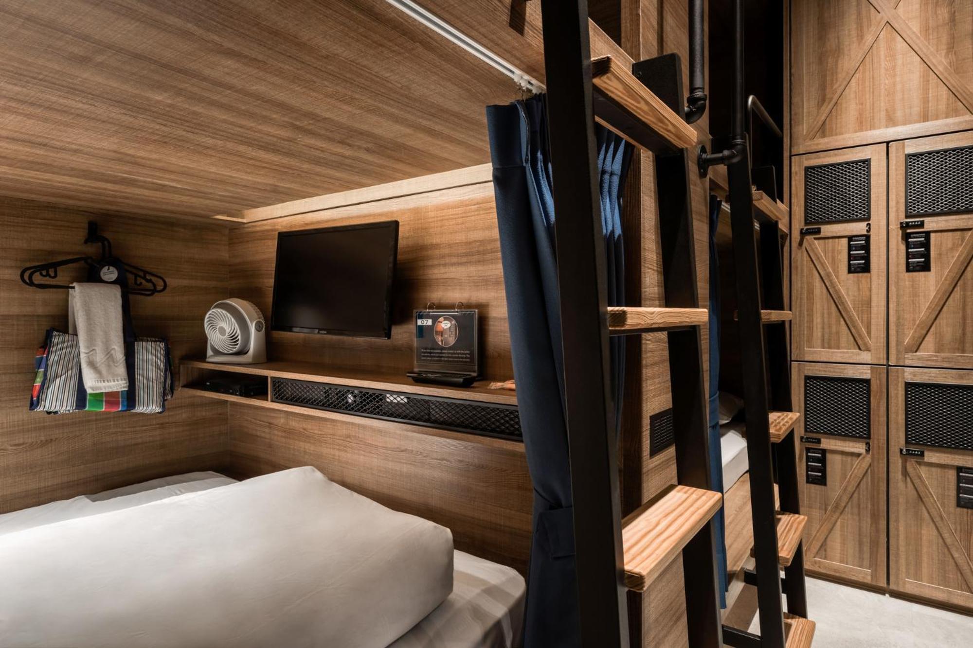 Hotel Leisure 台南行旅-巷弄潮旅 Экстерьер фото