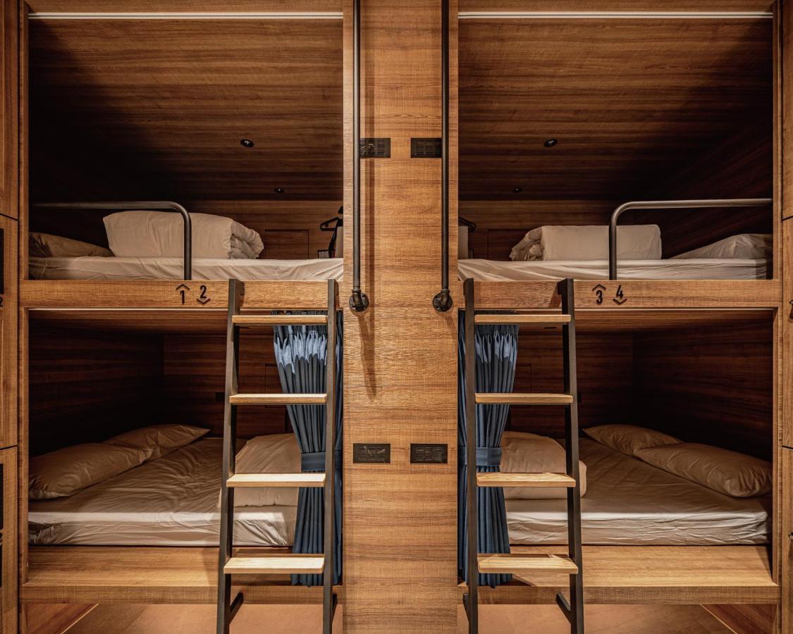 Hotel Leisure 台南行旅-巷弄潮旅 Экстерьер фото
